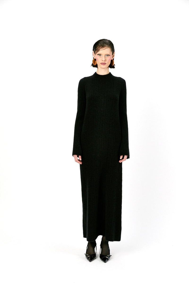 LONG DRESS WITH BOWL